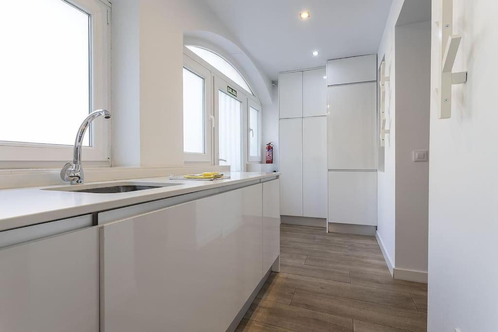 Alcam Castellana La Paz Madrid Apartment Exterior photo